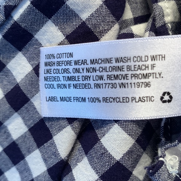 Cat and jack sleeveless button-down shirt - Picture 4 of 4